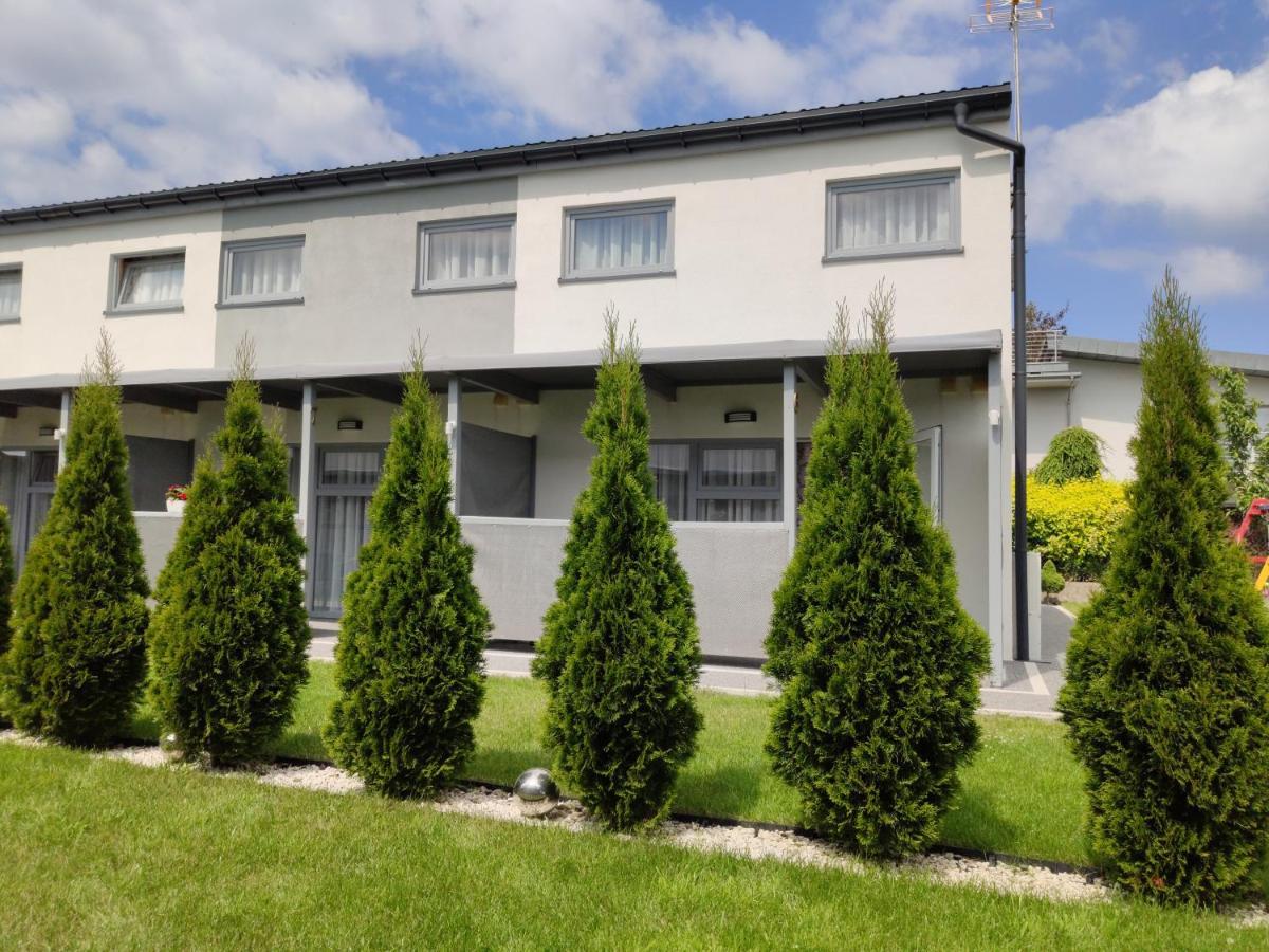 Aurora Ustka-Przewloka Aparthotel Kültér fotó