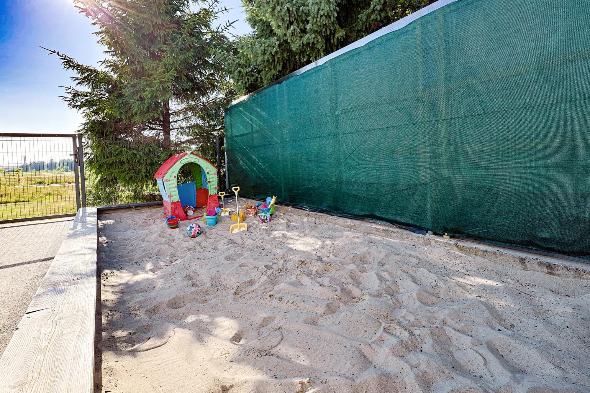 Aurora Ustka-Przewloka Aparthotel Kültér fotó
